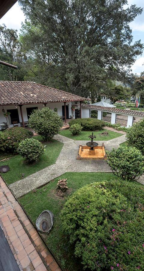Club Campestre Hacienda Fizebad Hotel El Retiro  Bagian luar foto