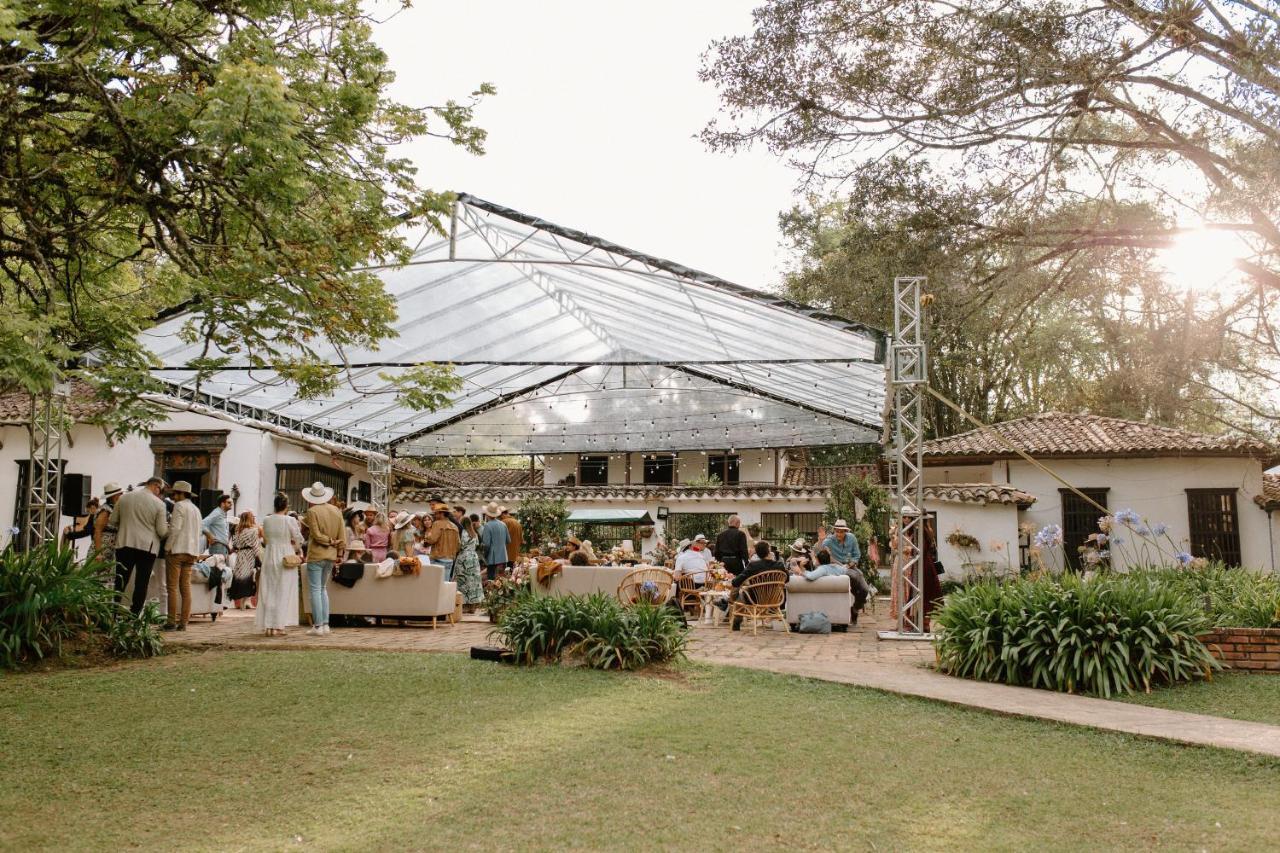 Club Campestre Hacienda Fizebad Hotel El Retiro  Bagian luar foto