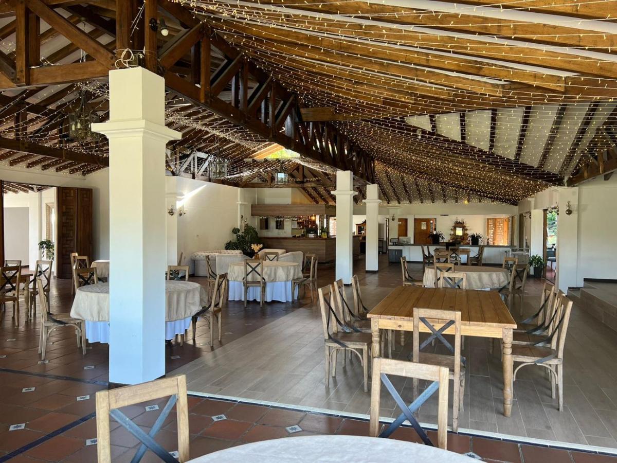 Club Campestre Hacienda Fizebad Hotel El Retiro  Bagian luar foto